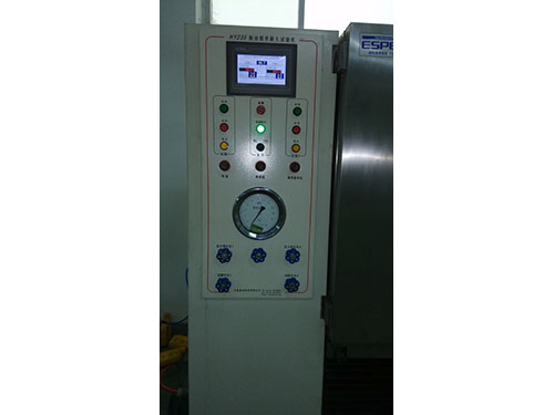 HY235    制動(dòng)器高低溫試驗(yàn)臺(tái)