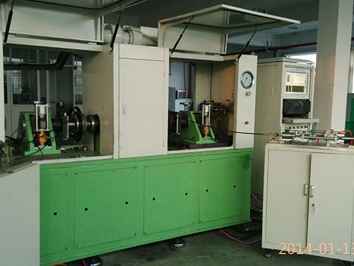 HY223     制動(dòng)器扭轉(zhuǎn)疲勞試驗(yàn)機(jī)